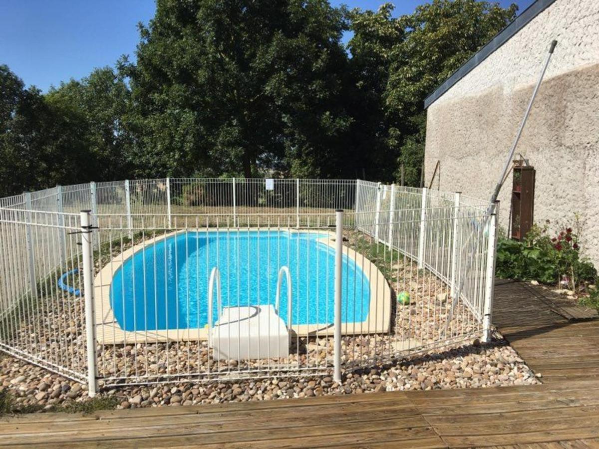 Grand Gite Avec Piscine, Cheminee Et Terrasse Pres De Luneville, Ideal Pour Familles Et Groupes - Fr-1-584-84 Athienville Exterior foto